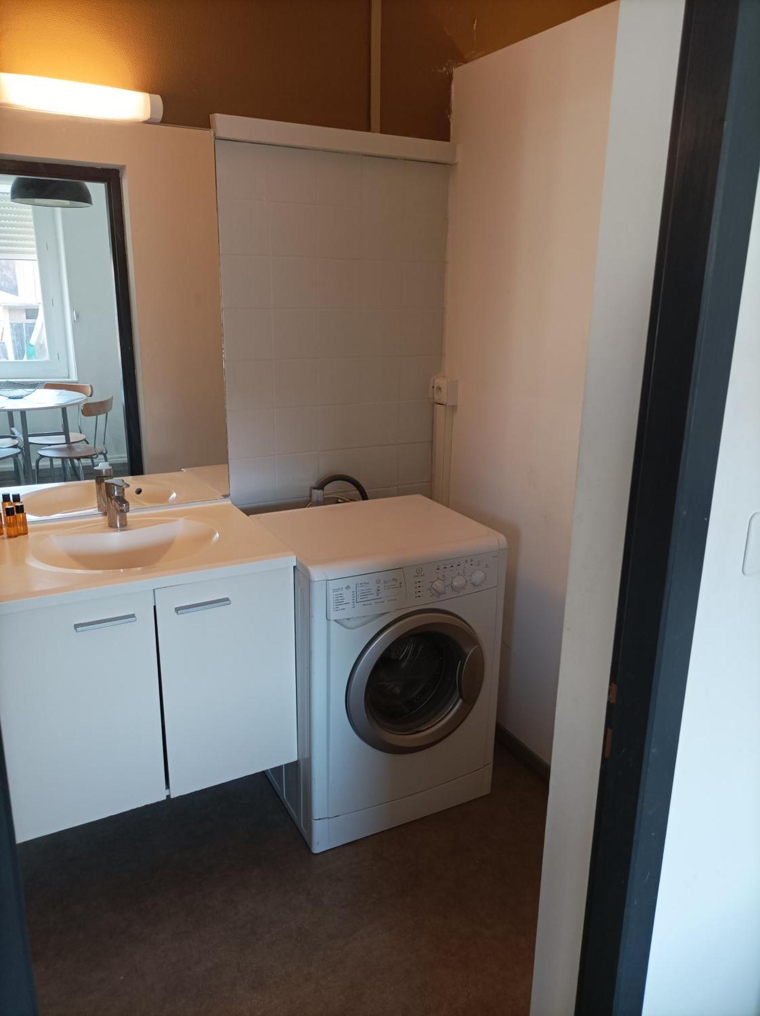 "La Cle Des Champs"-Meuble De Tourisme 3 Etoiles -Residence "Les Logis De Beziers"-Garage Optionnel-Coeur De Ville-Plages A 16Km ! Exteriör bild
